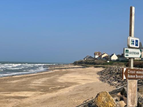 Les Pieds Dans L'Eau - Acces Direct A La Plage Bernieres-sur-Mer Экстерьер фото